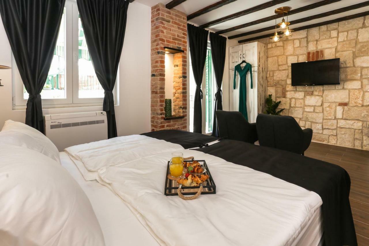 Luxury Rooms Dino Split Eksteriør billede